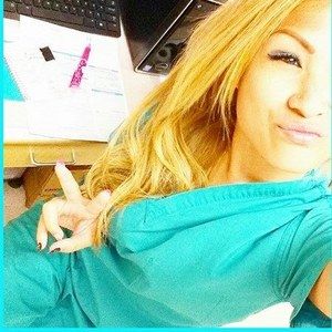 Meet your Posher, Pua hone